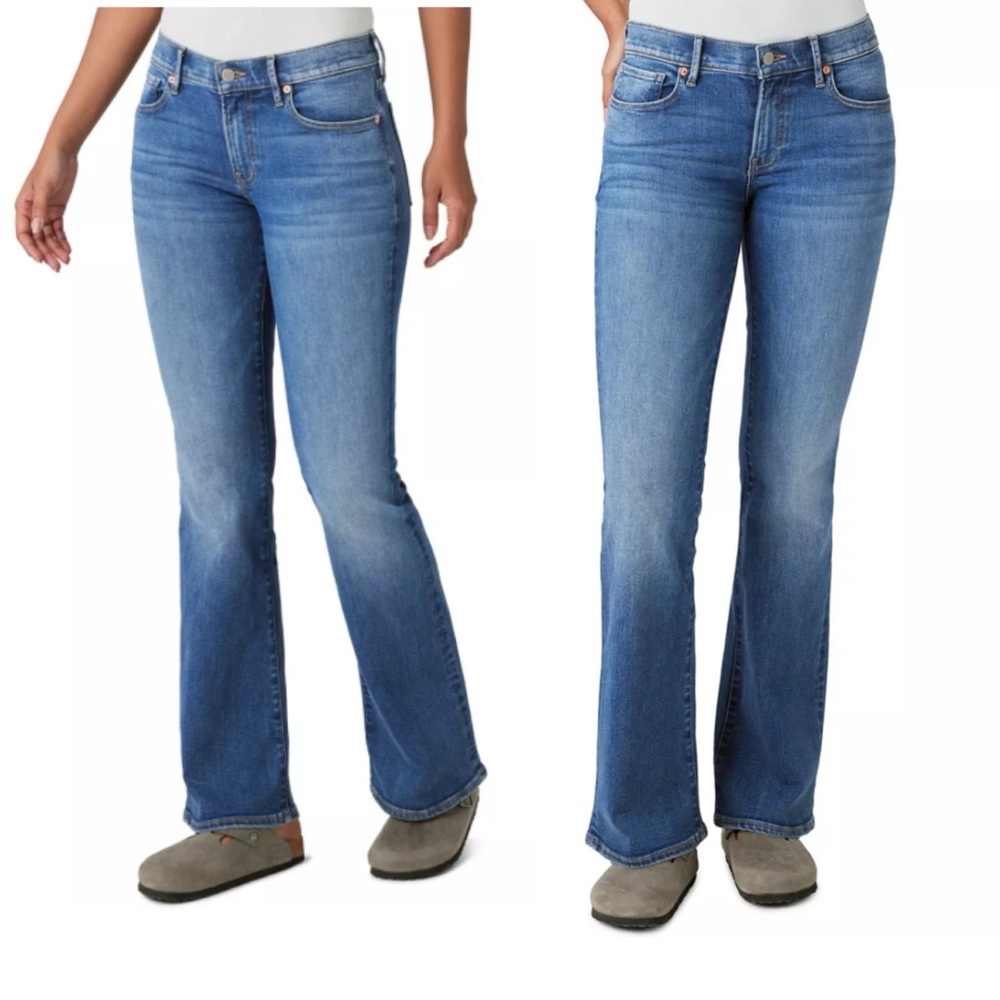 Lucky Brand
Mid Rise Sweet Flare Jeans